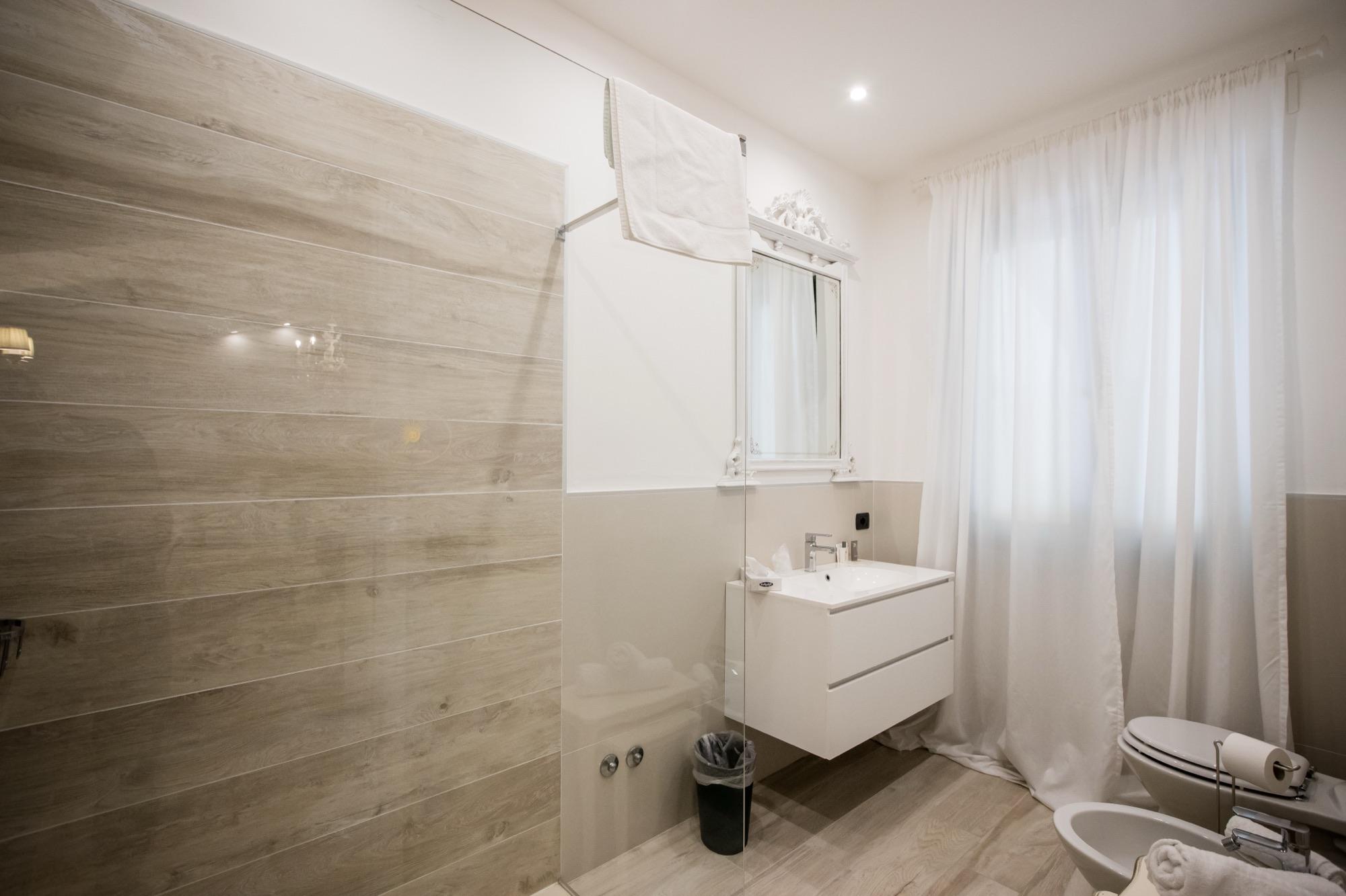 Bagno privato di una Camera Standard